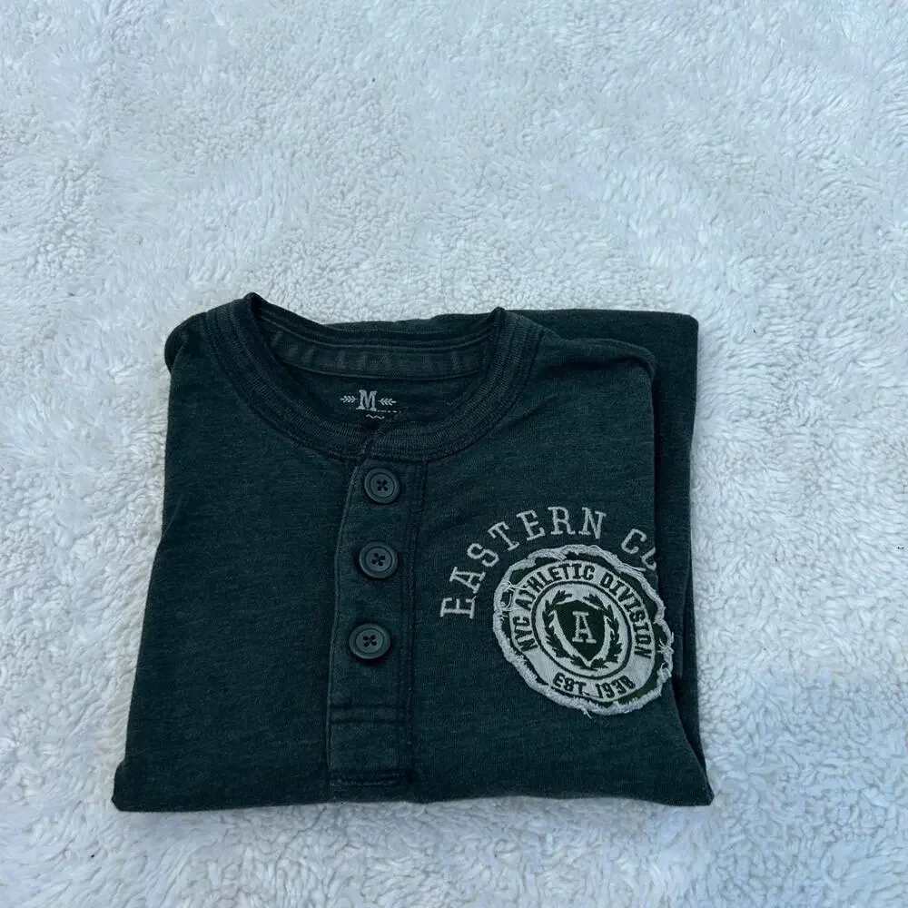 Old Navy VTG Mens Y2K M Green Short Sleeve College Preppy Casual Cotton Clean - Picture 1 of 7